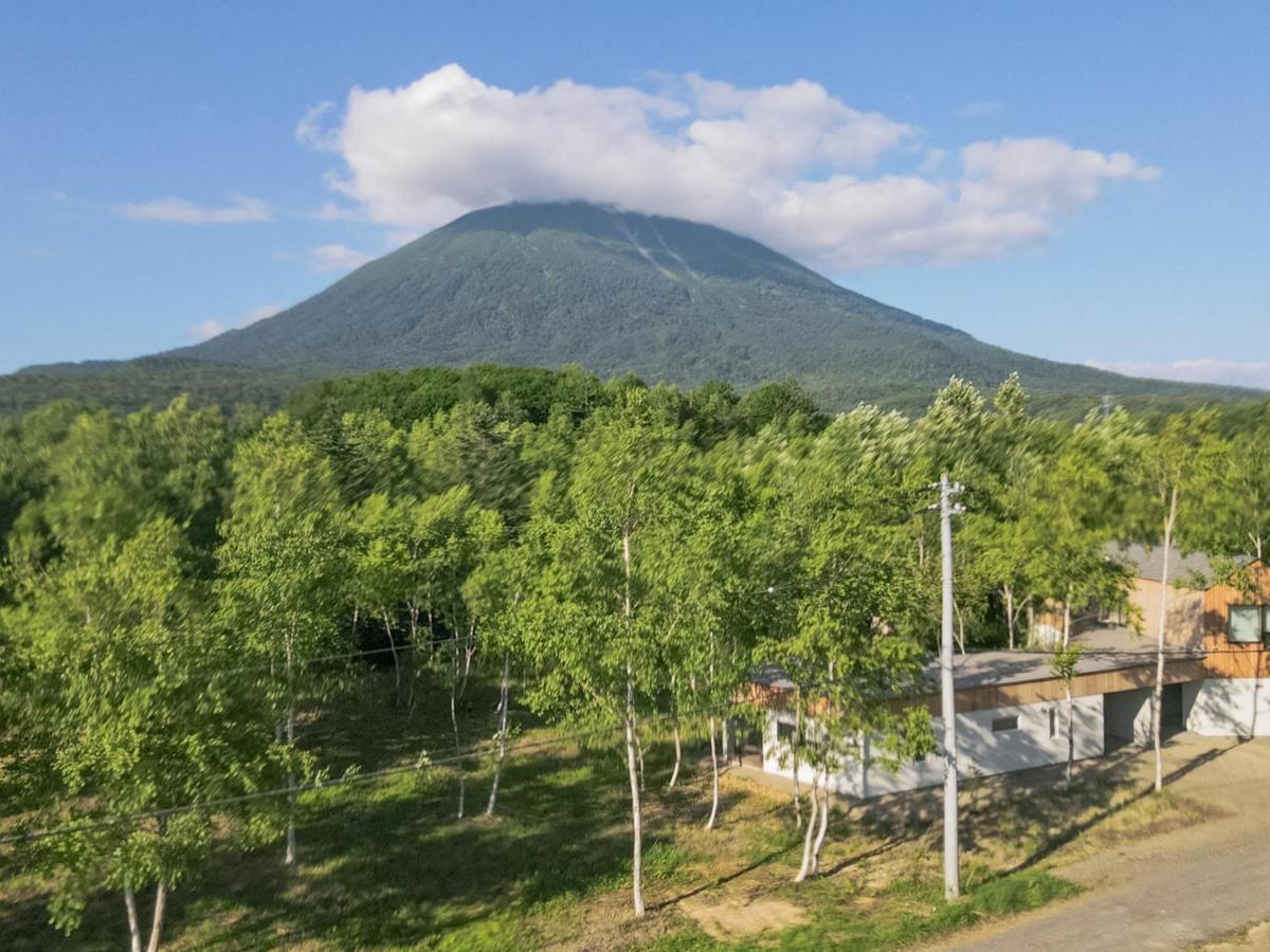 Coboushi ハナレ Guest House Niseko Exterior foto